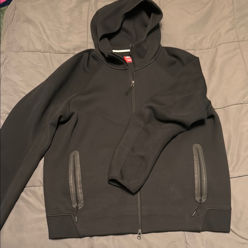 Nike Black Full-Zip Hooded Men's Sweater